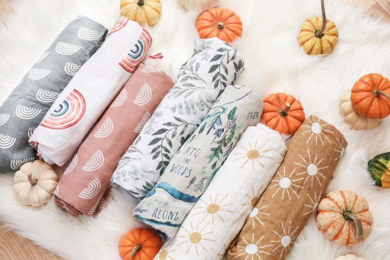 Miaoberry 100% Organic Sunshine Baby Muslin Swaddle Blankets for Boy or Girl with Hat and Wooden Hello World Newborn Sign, Gender Neutral Newborn Photography Outfits, Unisex Birth Announcement Sign - Image 5